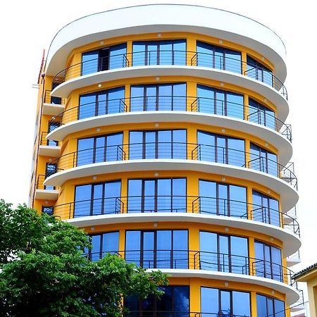 Shine In Kobuleti Hotell Exteriör bild