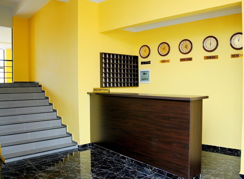 Shine In Kobuleti Hotell Exteriör bild